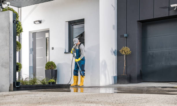 Best Pool Deck Cleaning  in Black Diamond, WA